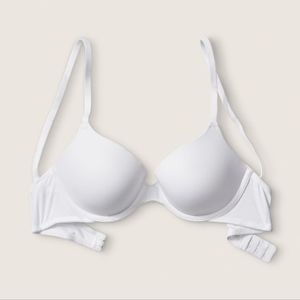 NWT PINK Victoria Secret WEAR EVERYWHERE T-SHIRT LIGHTLY-LINED BRA